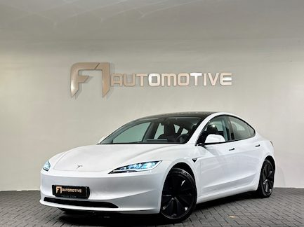 Tesla Model 3 0