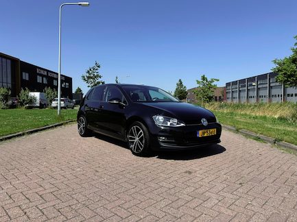 Volkswagen Golf 0