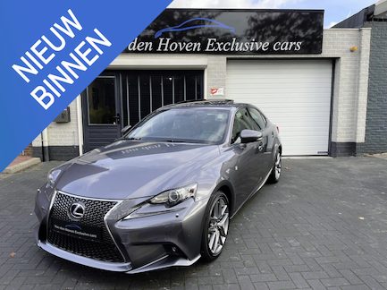 Lexus IS 0