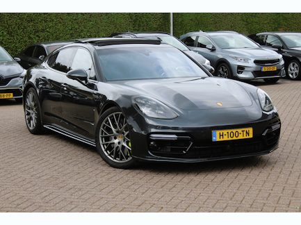 Porsche Panamera 0