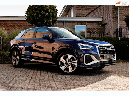Audi Q2 0
