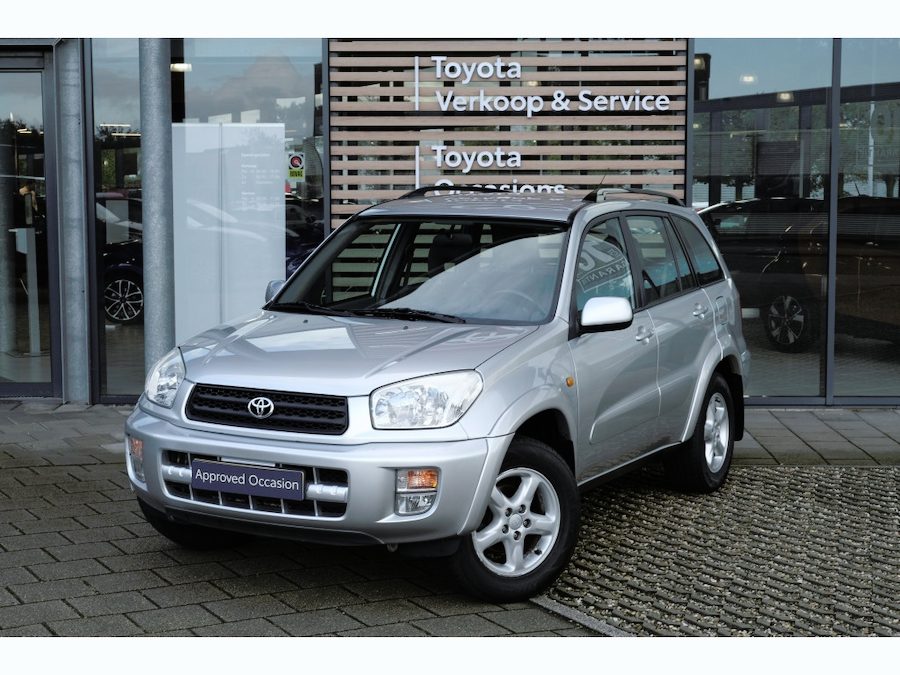 Toyota RAV4 2.0 VVT-i 150 ch 4x4 Sol • 5 portes • Clim • Différentiel autobloquant • Barres de toit