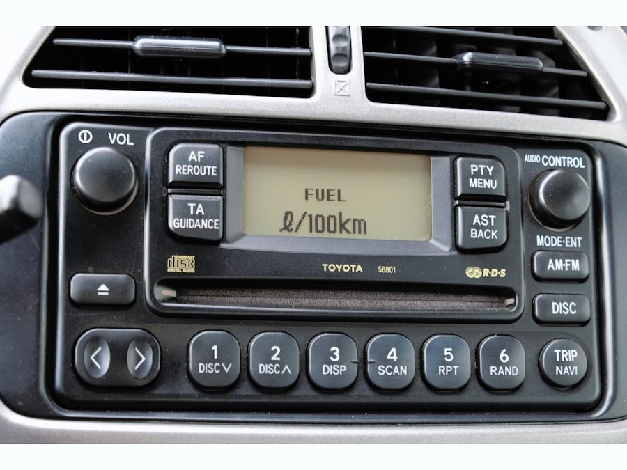 Toyota RAV4 2.0 VVT-i 150 ch 4x4 Sol • 5 portes • Clim • Différentiel autobloquant • Barres de toit