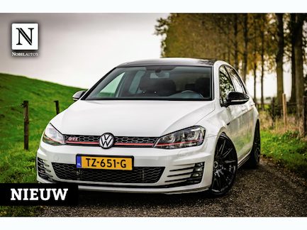 Volkswagen Golf 0