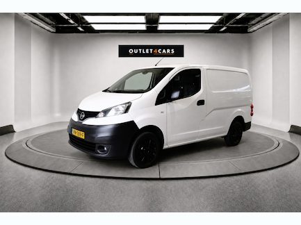 Nissan NV200 0