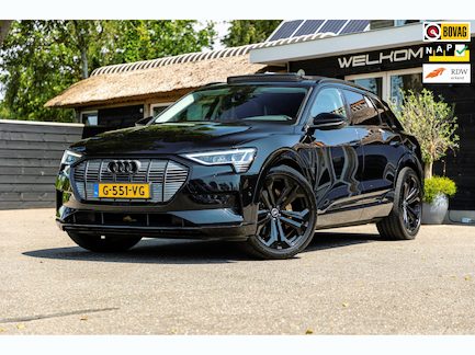 Audi E-tron 0
