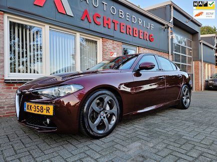 Alfa Romeo Giulia 0
