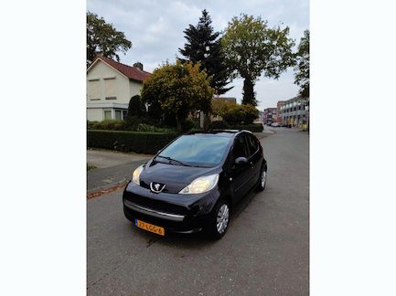 Peugeot 107 0