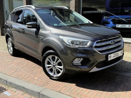 Ford Kuga 0