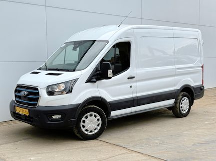 Ford E-Transit 0