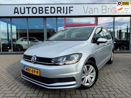 Volkswagen Touran 0