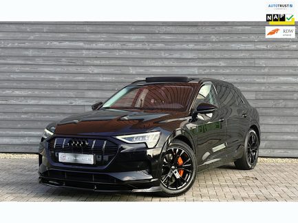 Audi E-tron 0