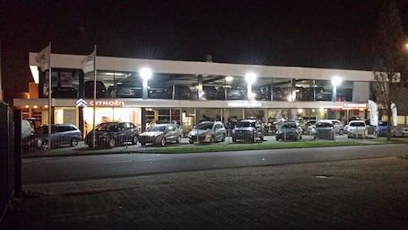 dealer image