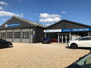Van Hees Automobielbedrijf B.V.