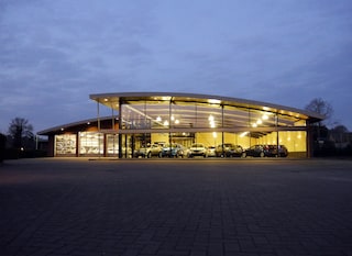 Autobedrijf F. van den Elzen