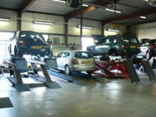 Van den Broek Automotive Veghel B.V.