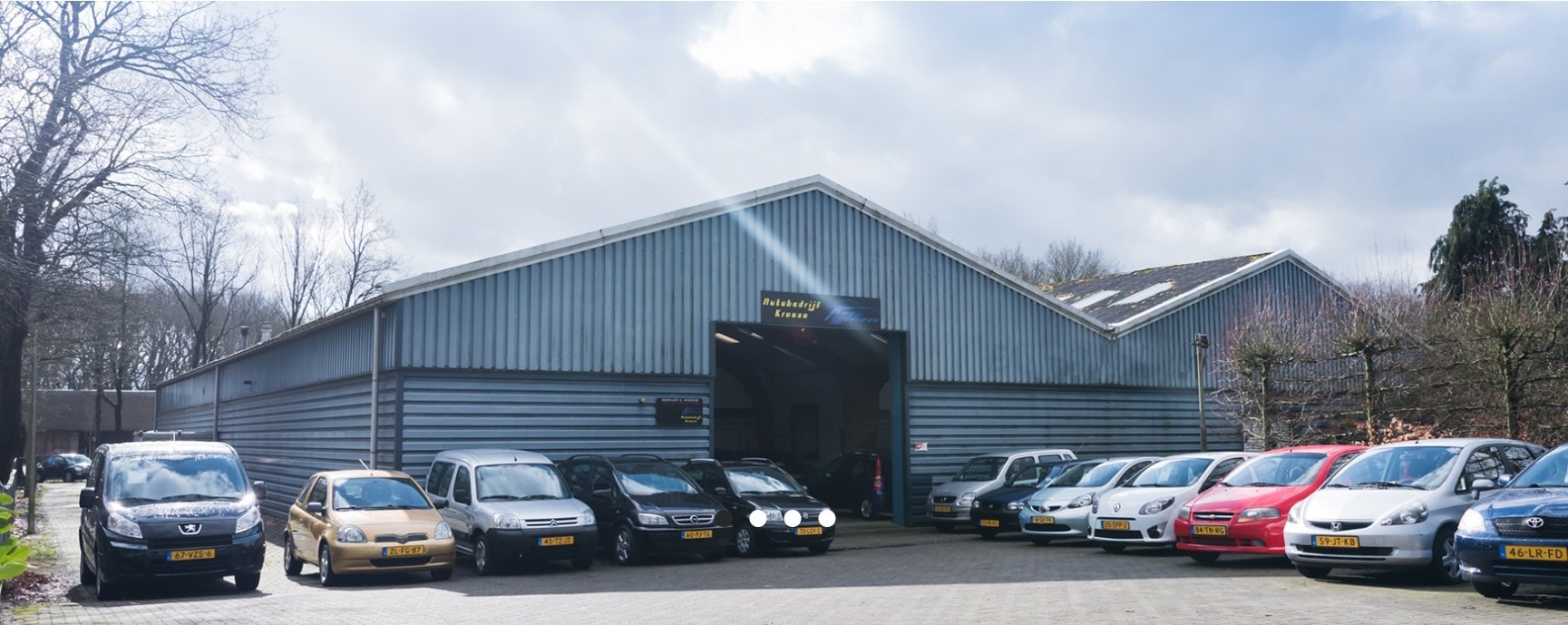dealerImage