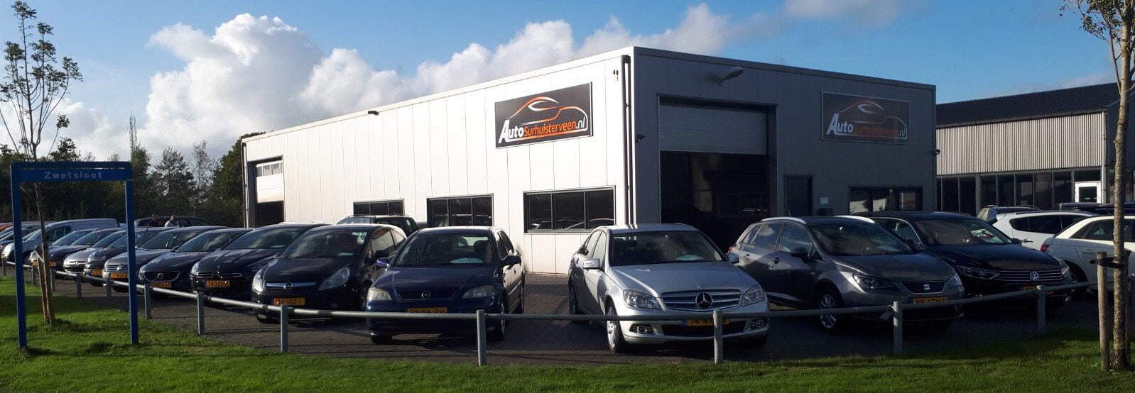 Auto Surhuisterveen