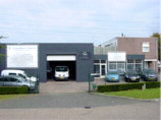 R. Leenders Autos