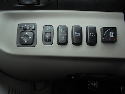 Mitsubishi-Grandis