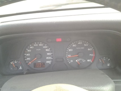 Peugeot-306