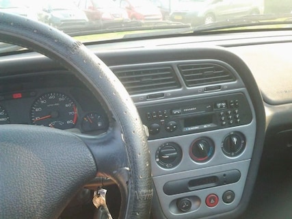 Peugeot-306