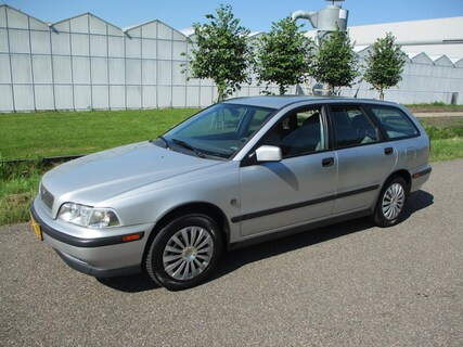 Volvo-V40