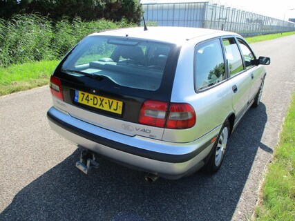 Volvo-V40