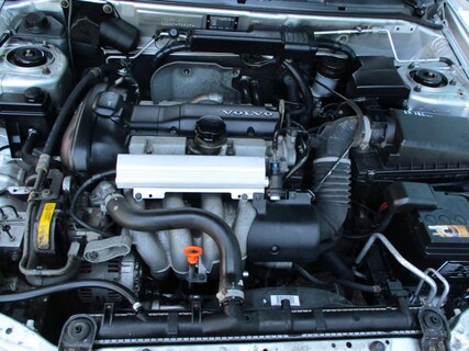 Volvo-V40