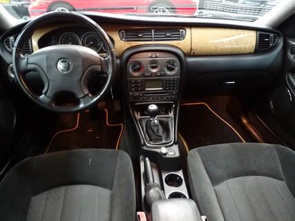 Jaguar-X-Type