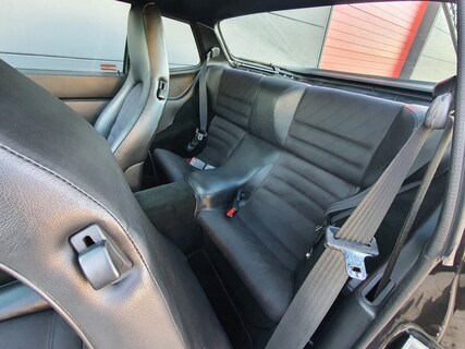 Porsche-944