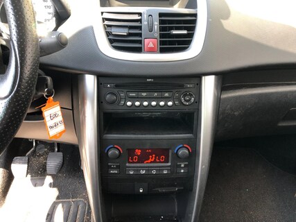 Peugeot-207