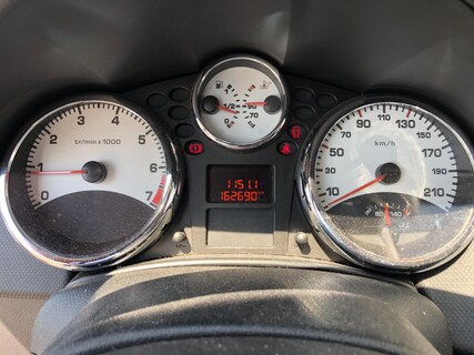 Peugeot-207