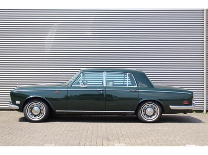Rolls-Royce-Silver Shadow