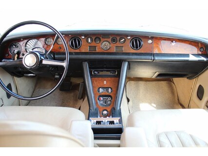 Rolls-Royce-Silver Shadow