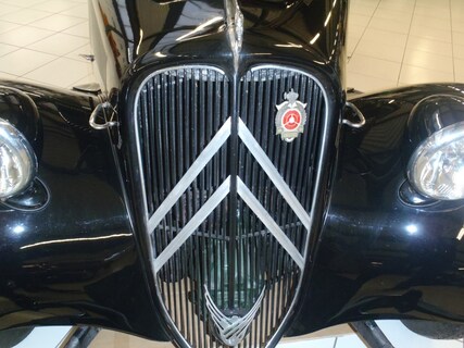 Citroën-Traction Avant