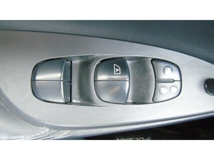 Nissan-Pulsar