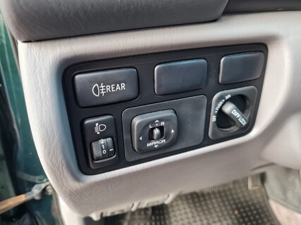 Toyota-Land Cruiser