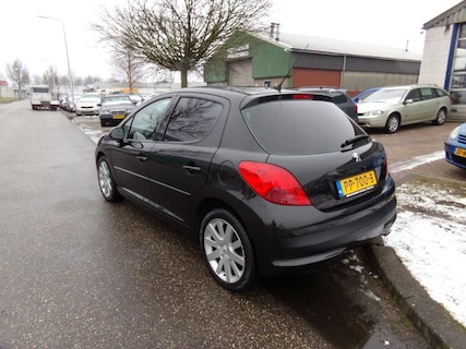Peugeot-207