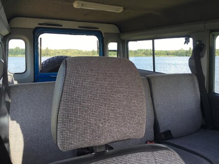 Land Rover-Defender