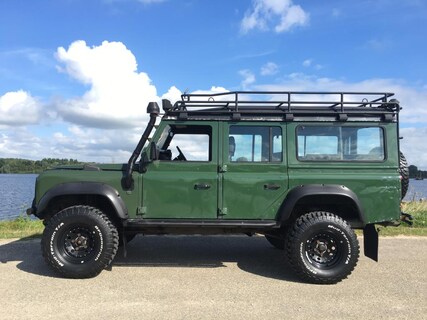 Land Rover-Defender