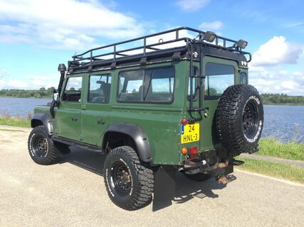 Land Rover-Defender