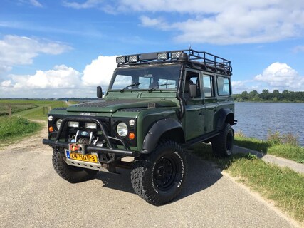 Land Rover-Defender