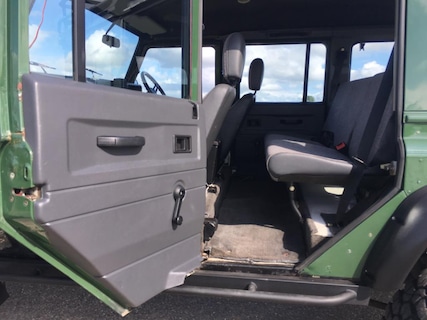 Land Rover-Defender