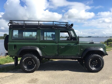 Land Rover-Defender