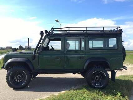 Land Rover-Defender