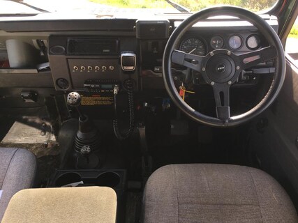 Land Rover-Defender