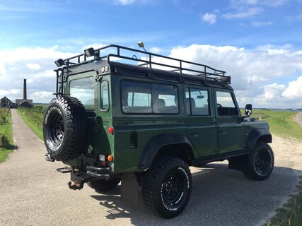 Land Rover-Defender