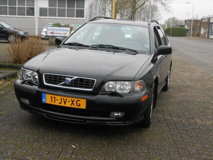 Volvo-V40