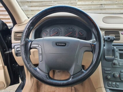 Volvo-S80